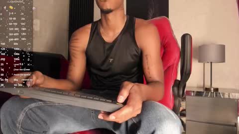 Snapshot of candresruiz chatting on 10.22.25 candresruiz online show from 10.22.25