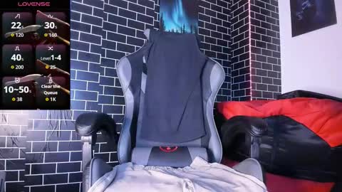 Snapshot of candresruiz chatting on 12.16.25 candresruiz online show from 12.16.25