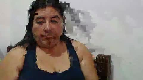 Snapshot of candy_candi chatting on 12.10.24 lucy online show from 12.10.24