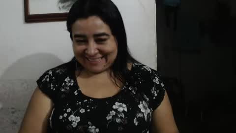 Snapshot of candy_candi chatting on 12.18.24 lucy online show from 12.18.24