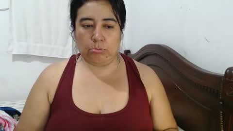 Snapshot of candy_candi chatting on 01.03.25 lucy online show from 01.03.25