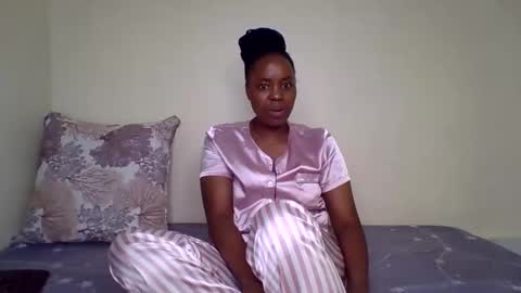 Snapshot of candy_curves chatting on 04.04.26 candy online show from 04.04.26