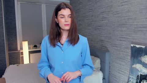 Flora online show from 01.30.25