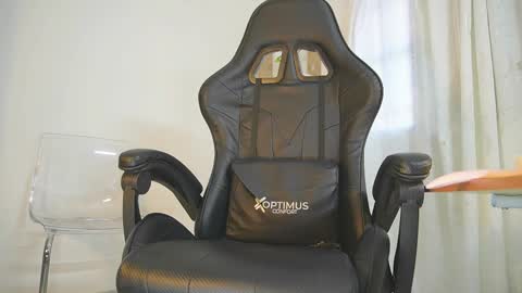 Snapshot of candy_hes chatting on 02.02.26 Nickol online show from 02.02.26