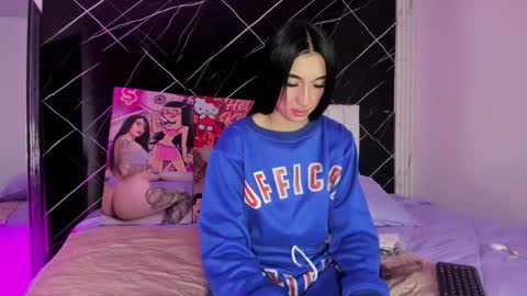 Leila  online show from 10.10.25