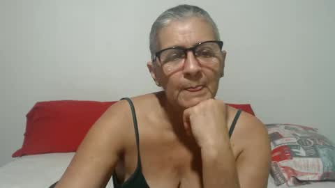 Snapshot of candy_mature_ chatting on 01.09.25 candy online show from 01.09.25