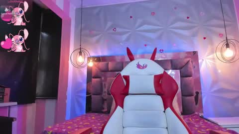 Snapshot of candy_morgan412 chatting on 12.29.24 Ania online show from 12.29.24