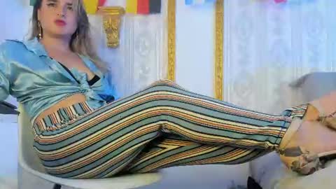 Snapshot of candy_plus chatting on 06.22.26 Candy plus online show from 06.22.26