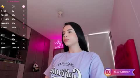 Snapshot of candy_sharpay chatting on 09.29.25 Ana online show from 09.29.25
