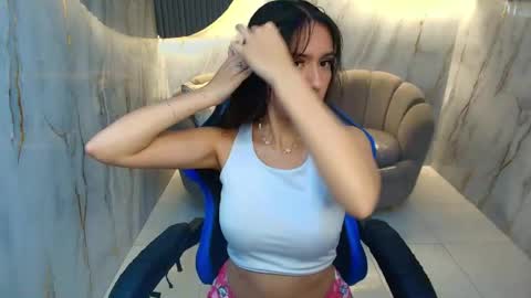 Snapshot of candy_sky_r chatting on 05.15.26 Candy online show from 05.15.26