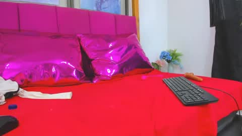 Snapshot of candy_sweety1 chatting on 06.17.26 candy sweety1 online show from 06.17.26