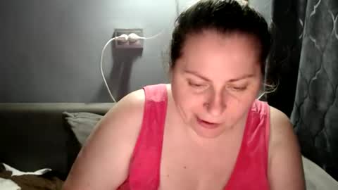 Laura online show from 10.03.25