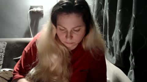 Laura online show from 02.25.26