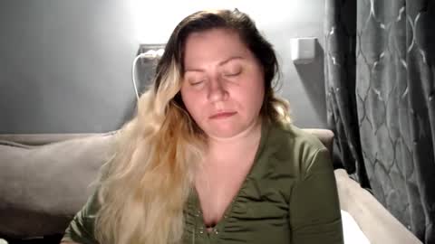 Laura online show from 03.22.26