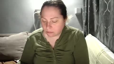 Snapshot of candycream74 chatting on 04.28.26 Laura online show from 04.28.26