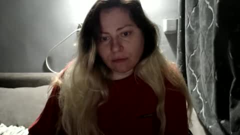 Snapshot of candycream74 chatting on 05.10.26 Laura online show from 05.10.26