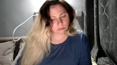 Snapshot of candycream74 chatting on 05.18.26 Laura online show from 05.18.26
