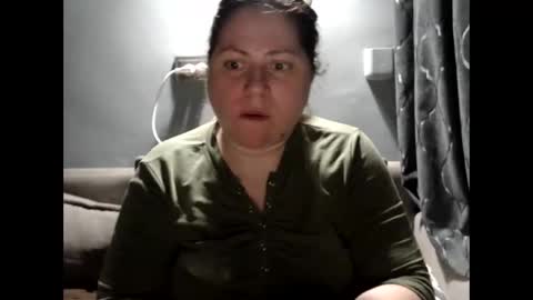 Snapshot of candycream74 chatting on 05.19.26 Laura online show from 05.19.26
