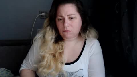 Snapshot of candycream74 chatting on 05.24.26 Laura online show from 05.24.26