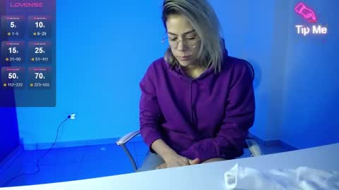 Candy Dowson online show from 02.14.25