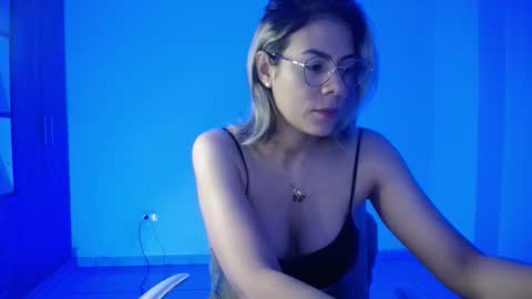 Candy Dowson online show from 11.19.25