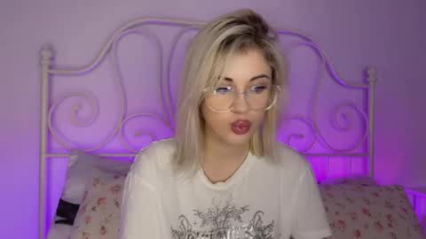 You can call me HH online show from 11.28.25