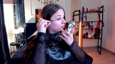 Sofia online show from 11.13.25