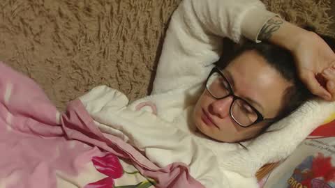 say meow and send tip  online show from 02.03.25