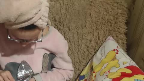 say meow and send tip  online show from 02.19.25