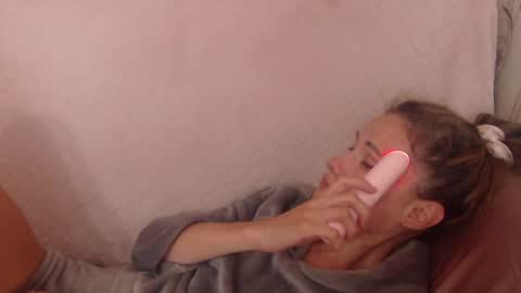 Snapshot of candylady136 chatting on 07.14.26 say meow and send tip online show from 07.14.26