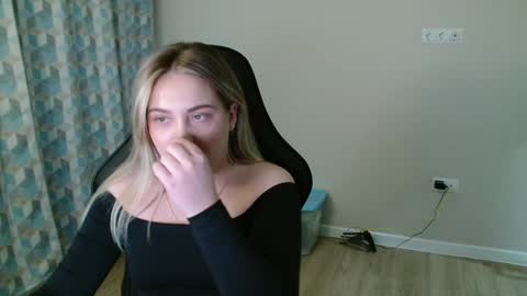 candymini online show from 03.12.25