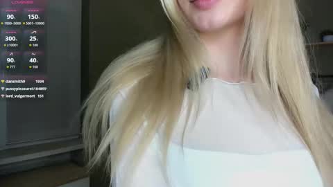 Snapshot of candyvice chatting on 02.15.26 Kate online show from 02.15.26