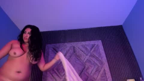 GABRIELA LOPEZ online show from 02.15.25