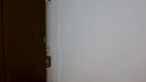 Snapshot of cannela_sweett chatting on 05.06.26 cannela sweet online show from 05.06.26