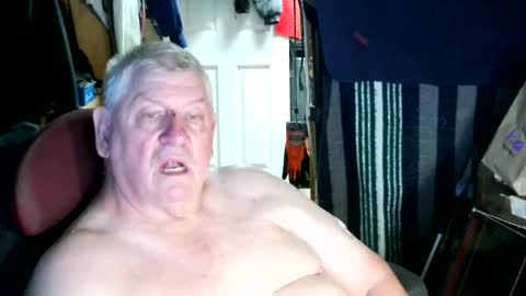 Snapshot of canoelicker69 chatting on 07.16.26 canoelicker69 online show from 07.16.26