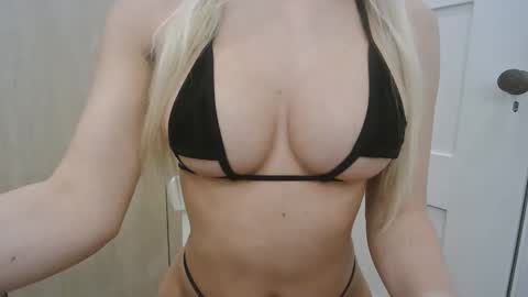 your queen online show from 11.04.25