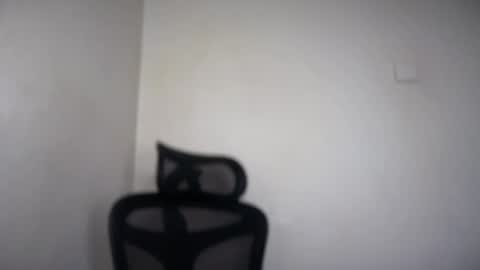 Snapshot of cappuccinokiss chatting on 05.01.26 Emma online show from 05.01.26