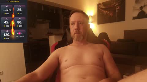 Snapshot of capri83 chatting on 11.30.25 capri83 online show from 11.30.25