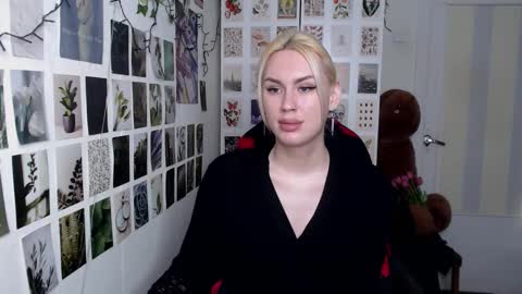 Snapshot of capricious00scorpio chatting on 03.23.26 Capricious Scorpio Afa online show from 03.23.26