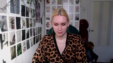 Snapshot of capricious00scorpio chatting on 04.01.26 Capricious Scorpio Afa online show from 04.01.26