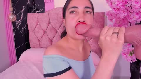 Snapshot of capricornio_16 chatting on 10.10.25 CAPRICORNIO online show from 10.10.25