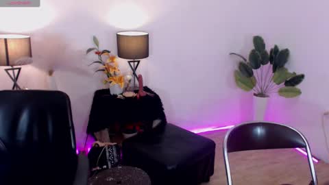 caprize_diva online show from 01.04.25