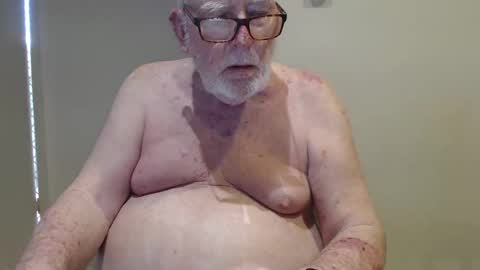 Snapshot of capt5105 chatting on 12.08.24 capt5105 online show from 12.08.24