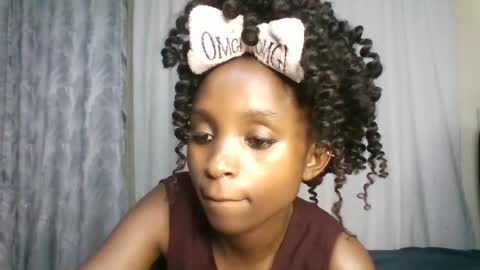 Snapshot of carababey chatting on 03.23.26 carababey online show from 03.23.26