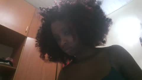 Snapshot of carababey chatting on 04.19.26 carababey online show from 04.19.26