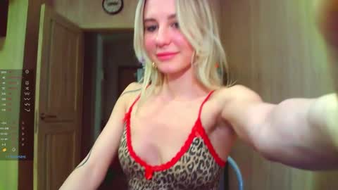 Snapshot of caramel_pie_ chatting on 02.09.26 caramel online show from 02.09.26