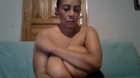 candylious81 online show from 04.17.26