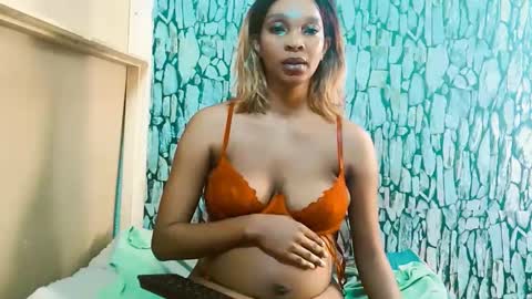 caramelminxxx1 online show from 02.18.26