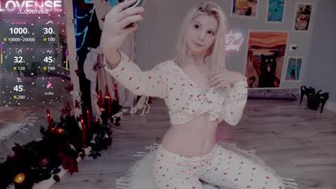 NONA    follow online show from 11.06.25