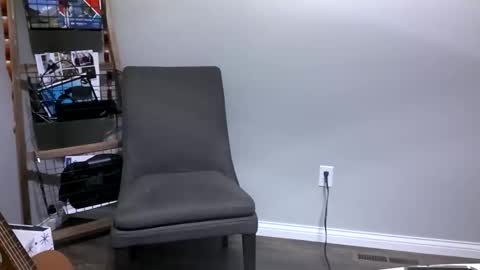 Caressluving online show from 12.11.24